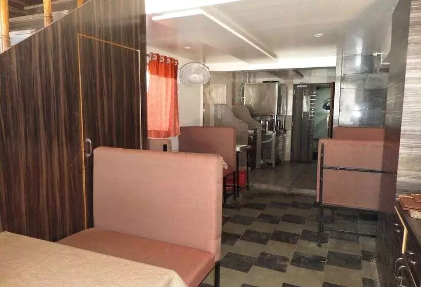 Hotelli Laxmi Lodging