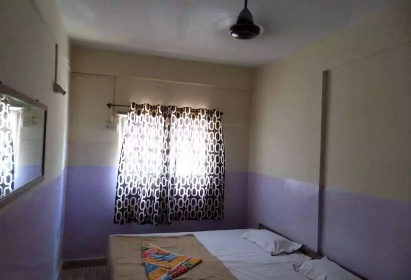 Hotelli Laxmi Lodging