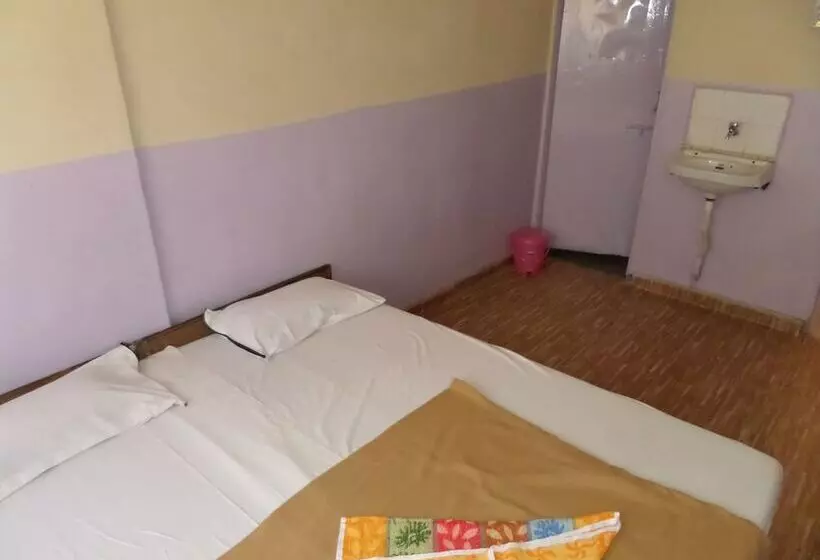 Hotelli Laxmi Lodging