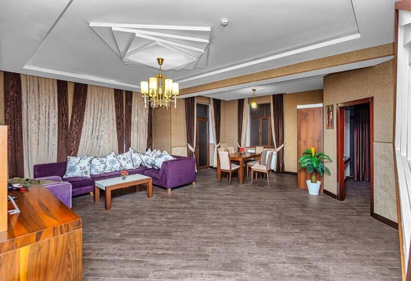 Manor Luxury Hotel Baku