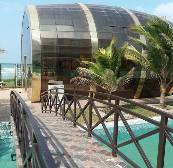 בית מלון כפרי Ocean Queen