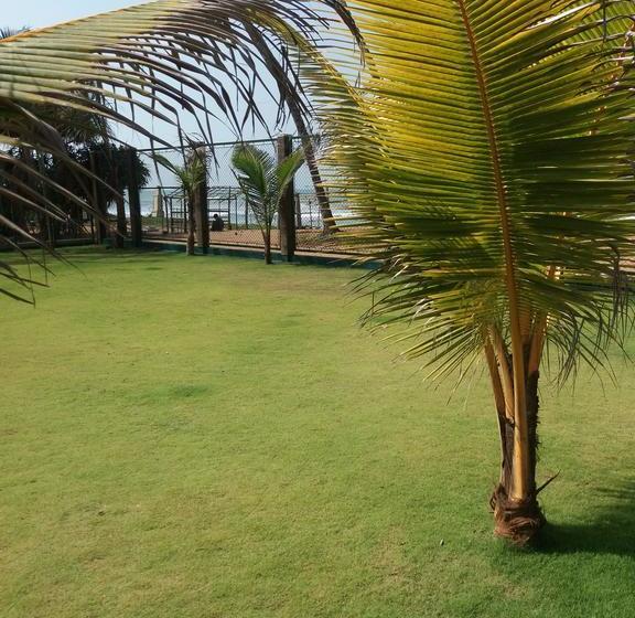 בית מלון כפרי Ocean Queen