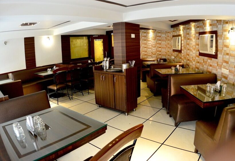 Hotel Vinamra Residency