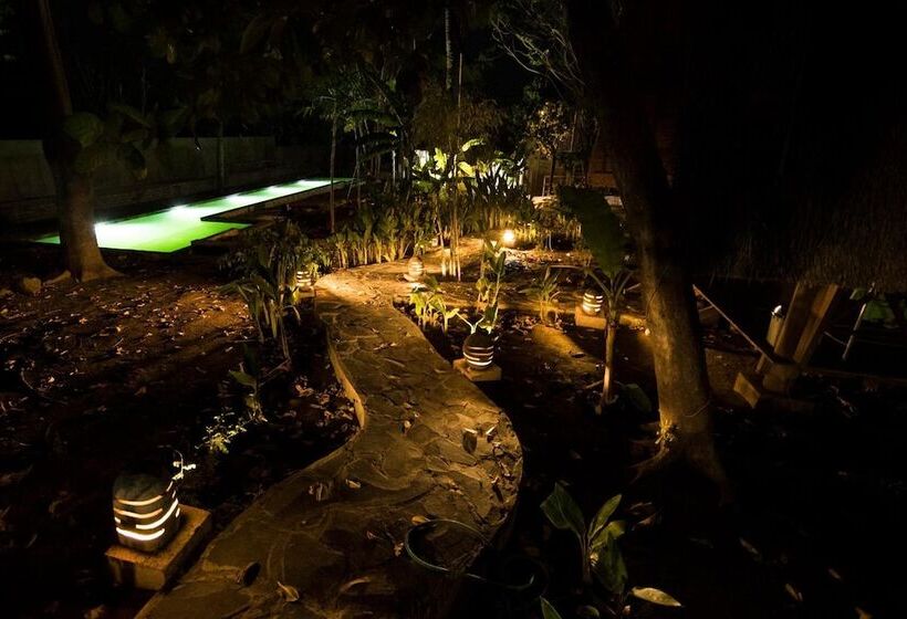 Общежитие Ocean Prana Village