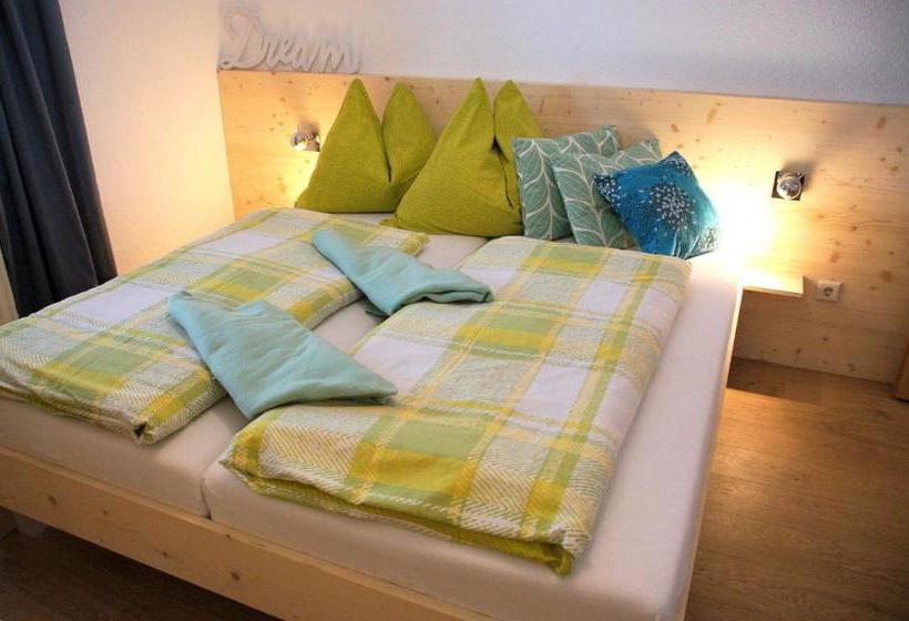 ベッドアンドブレックファースト Haus Berghof