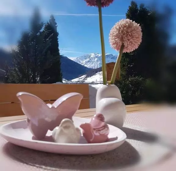 Aamiaismajoitus (B&B) Haus Berghof