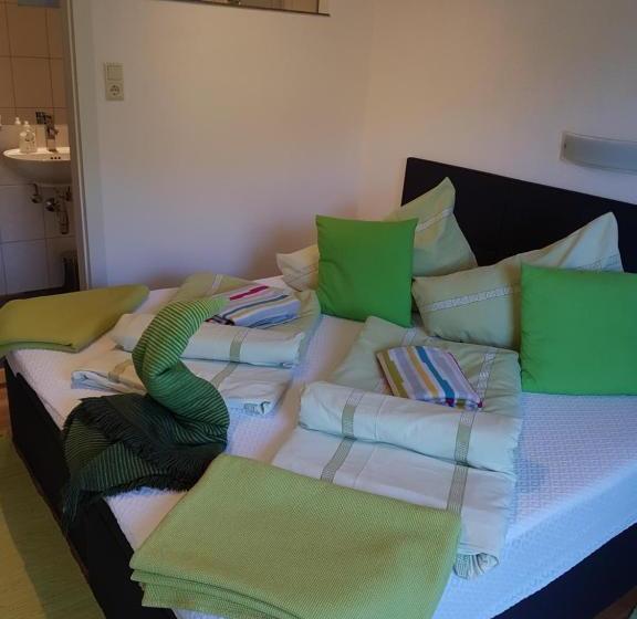 ベッドアンドブレックファースト Haus Berghof