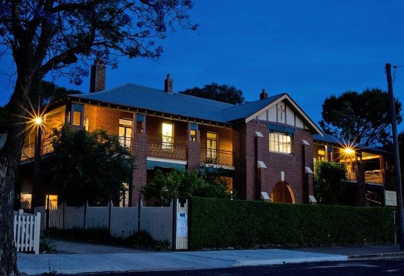 Bed and Breakfast Old Parkes Convent