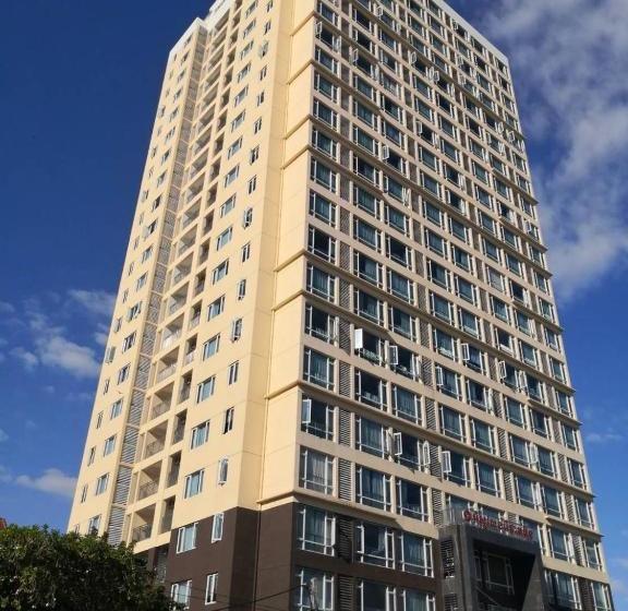 Eastland Hotel & Apartment