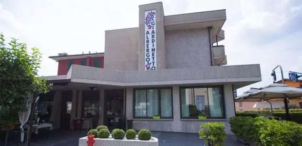 Hotelli Albergo Giardinetto