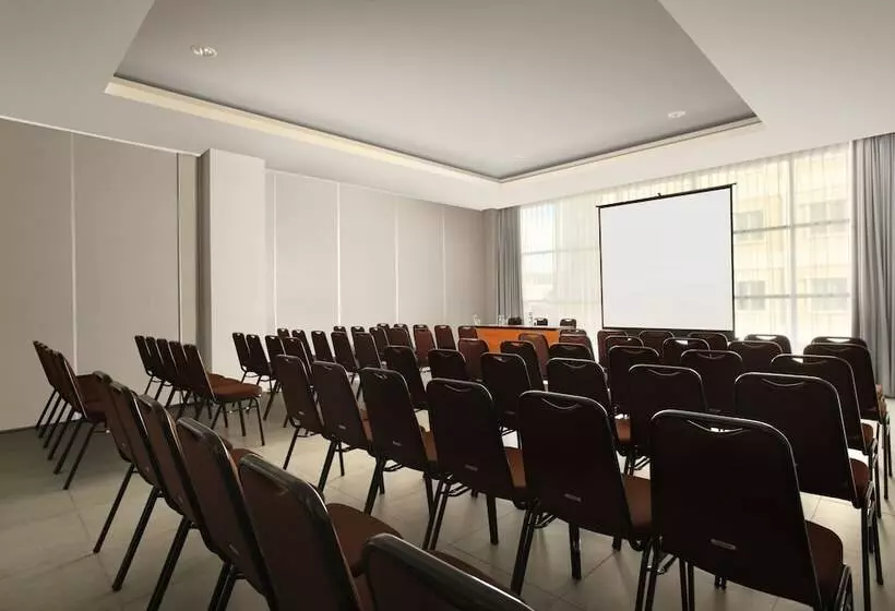 Amaris Hotel Padang