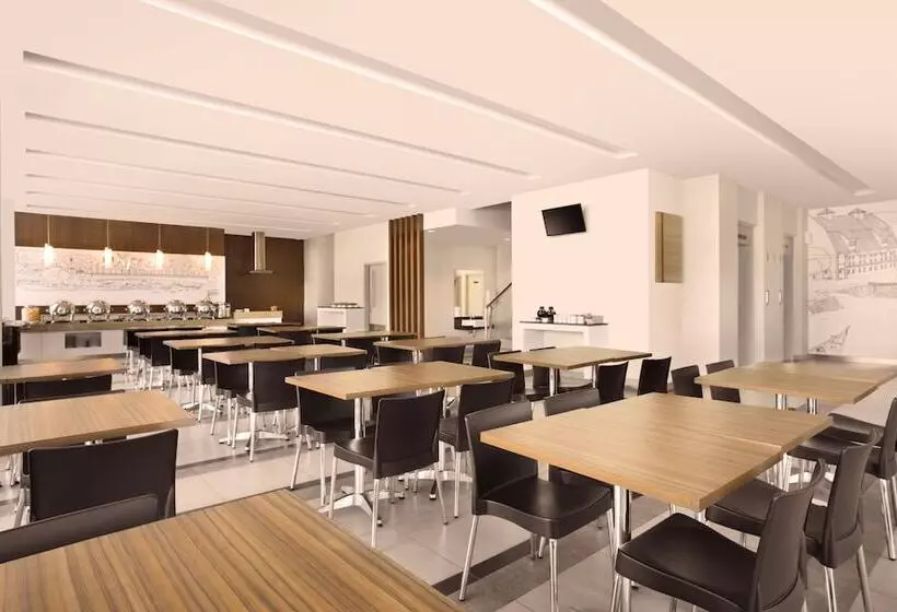 Amaris Hotel Padang
