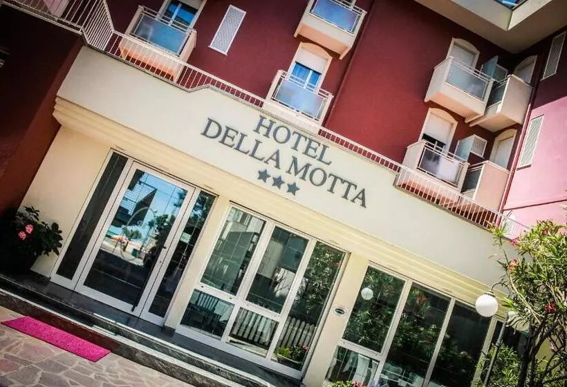 هتل Della Motta