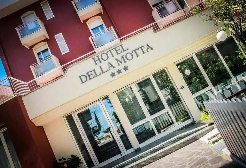 هتل Della Motta