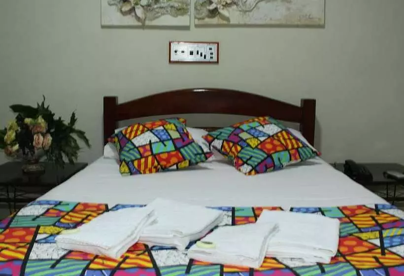 Hotelli Grandes Lagos Park