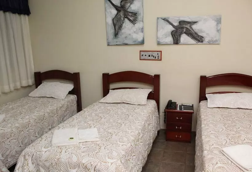 Hotelli Grandes Lagos Park