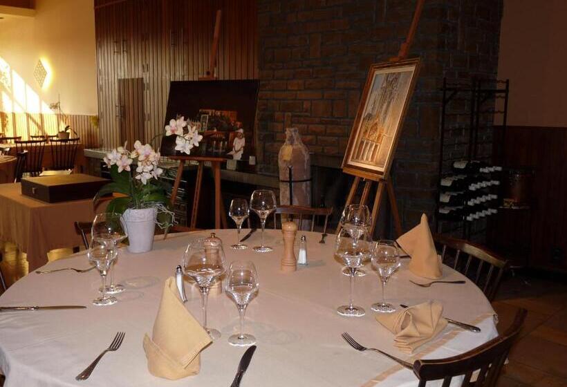 هتل Hôtel Du Fort