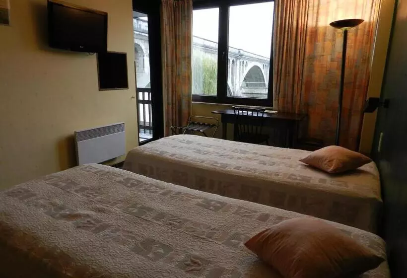 هتل Hôtel Du Fort