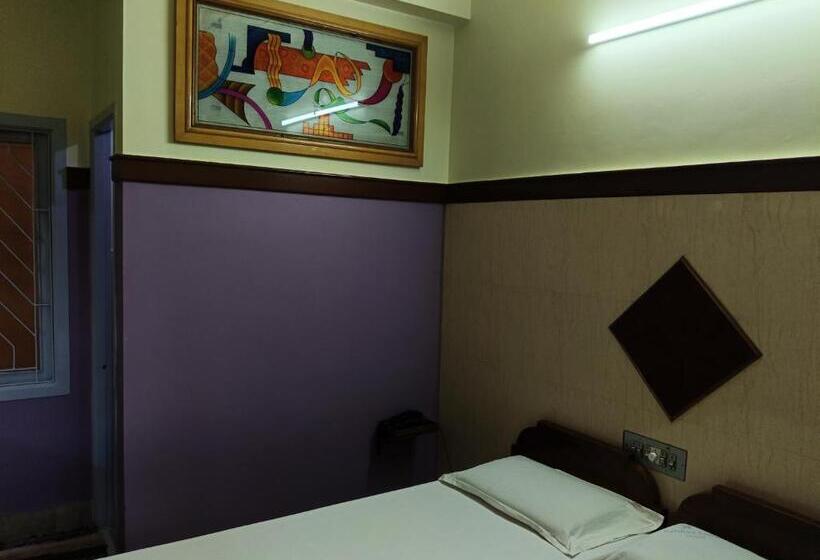 בית מלון כפרי Krishna Lodge