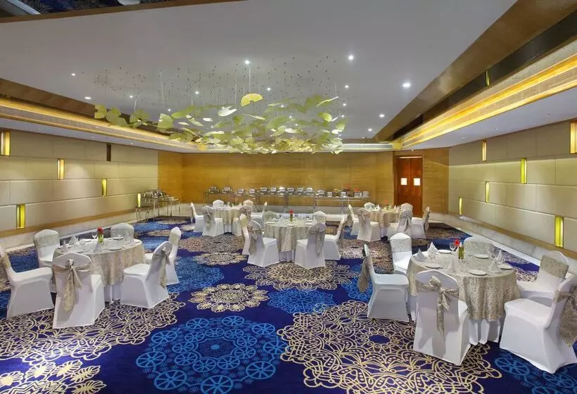 Hotelli Radisson Blu Jammu