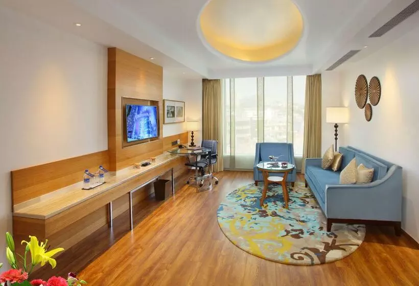 Hotelli Radisson Blu Jammu