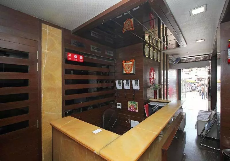 ホテル Sacheti Yatri Niwas