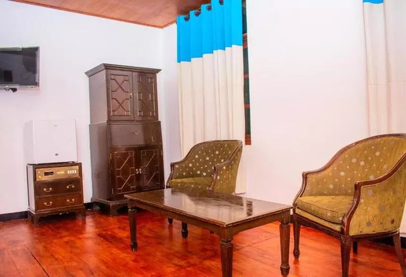 هتل Sarada Beach Resort Yala