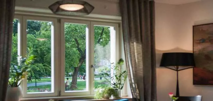 Urban Boutique Hotel Center