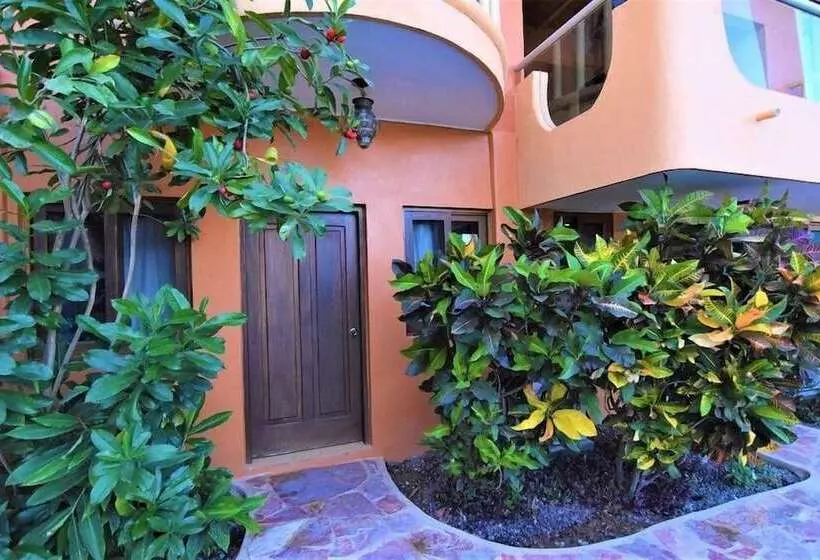 هتل Villas Chulavista