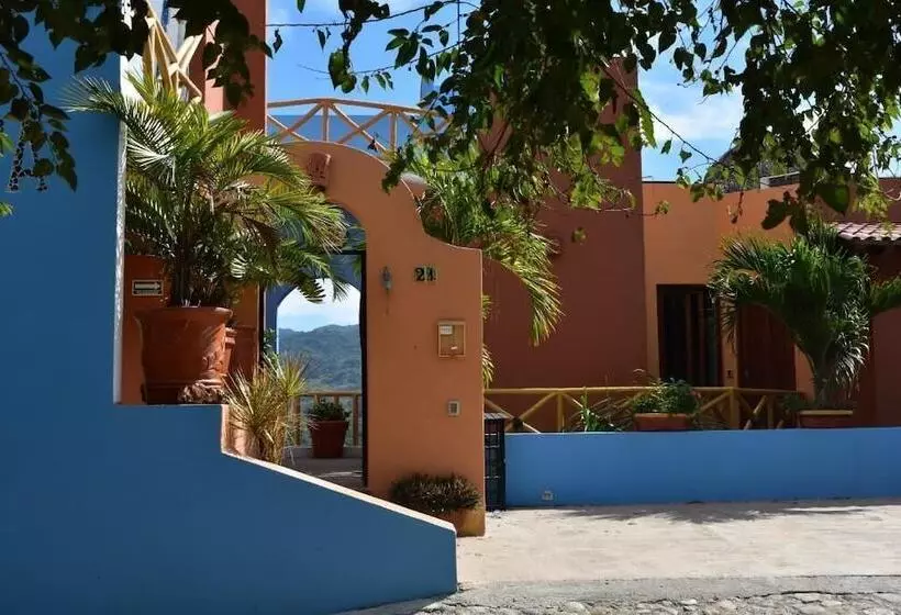 هتل Villas Chulavista