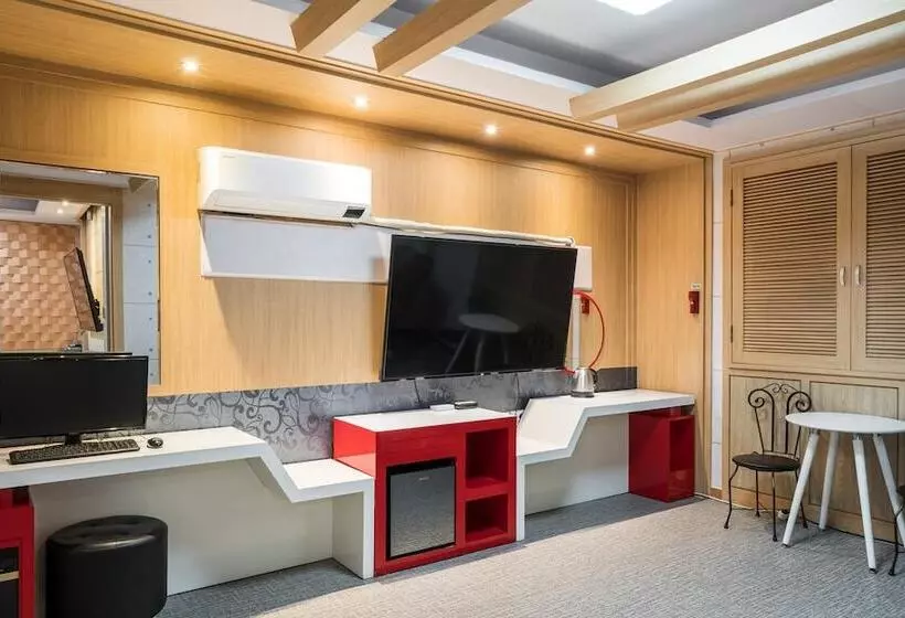 Motelli Sharp Hotel Jeonju