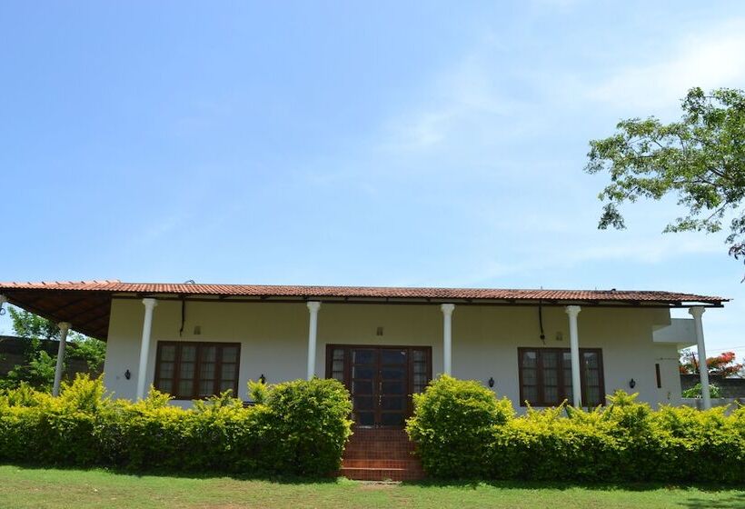 אתר נופש Safari Land Villa Masinagudi   Hostel