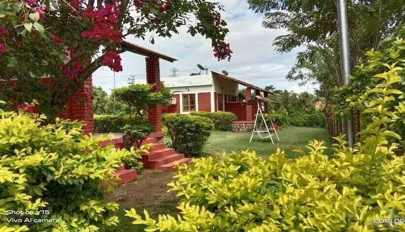 リゾートホテル Safari Land Villa Masinagudi   Hostel
