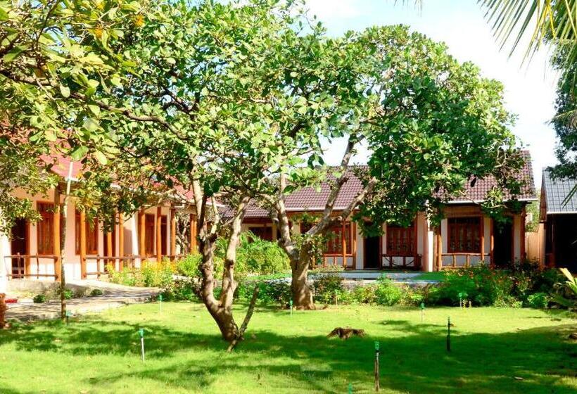 استراحتگاه Thuy Van Bungalow