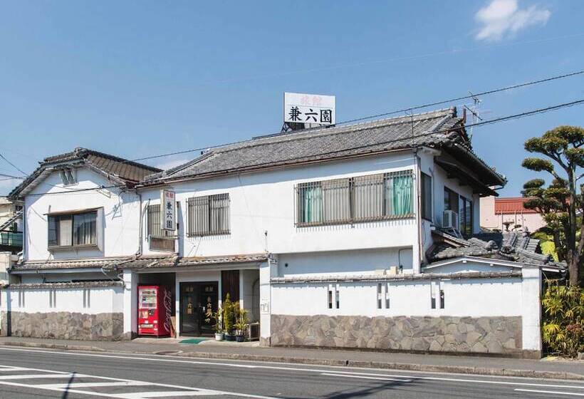 Рёкан Kenrokuen