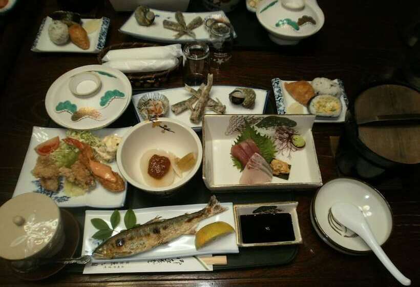 Рёкан Kenrokuen