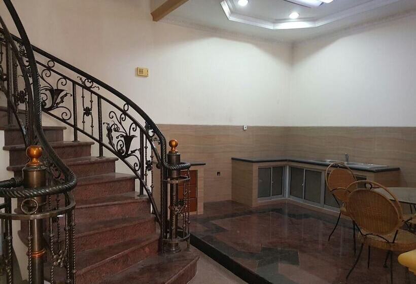 The Backpacker Semarang Hostel