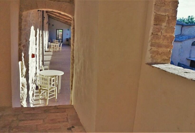 Ostello Contessa Ava Dei Lambardi