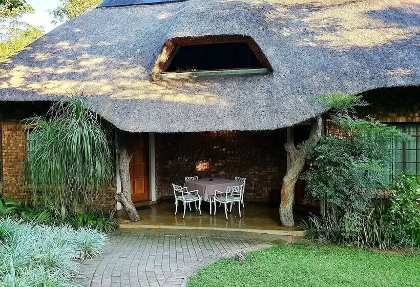 Aamiaismajoitus (B&B) Shingalana Guest Lodge