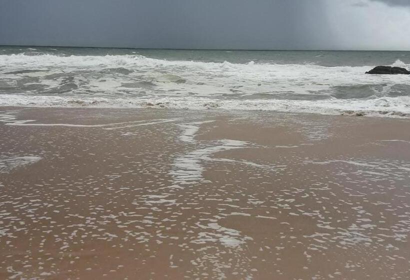 تختخواب و صبحانه Susee Villa