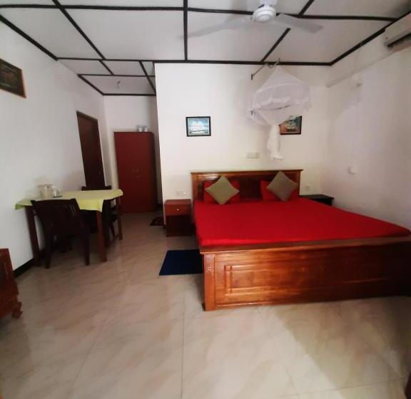 تختخواب و صبحانه Susee Villa