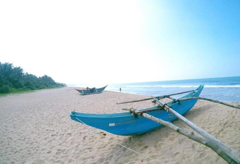 تختخواب و صبحانه Susee Villa