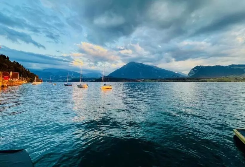 Boutique Hotel Niesenblick   Direkt Am Thunersee Gelegen Mit Self Check In & Digitaler Rezeption