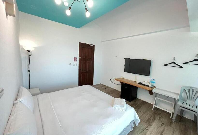 ベッドアンドブレックファースト Cest La Vie