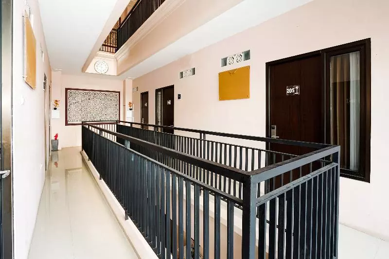 ホテル Audah Syariah Residence Mitra Reddoorz