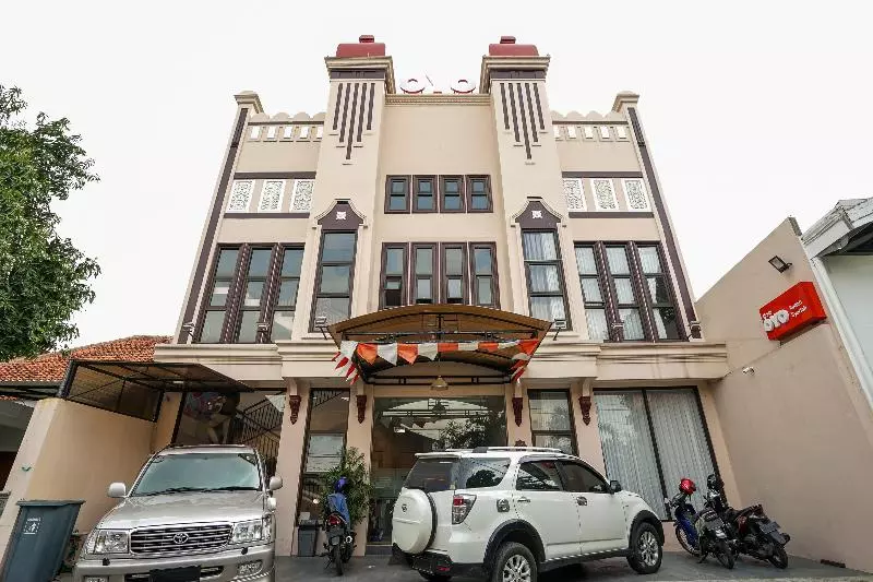 ホテル Audah Syariah Residence Mitra Reddoorz