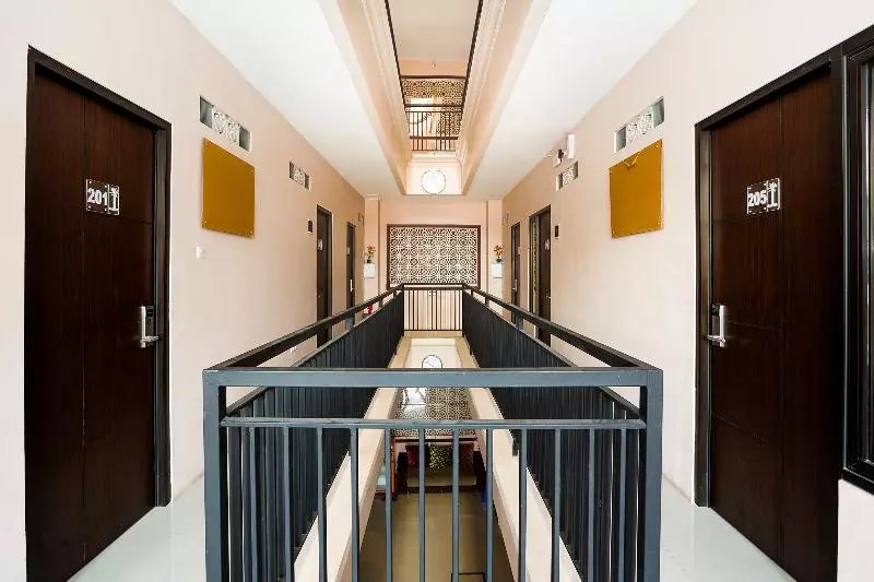 ホテル Audah Syariah Residence Mitra Reddoorz