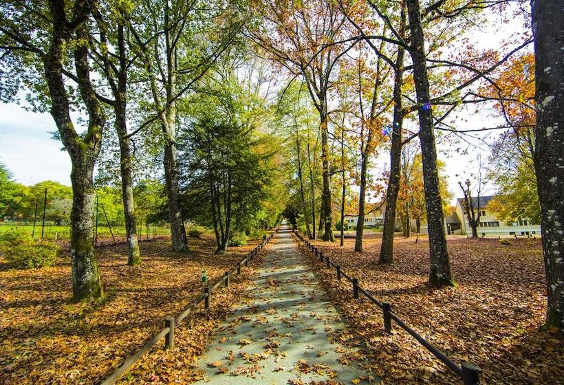 Отель Etoile De Pompadour