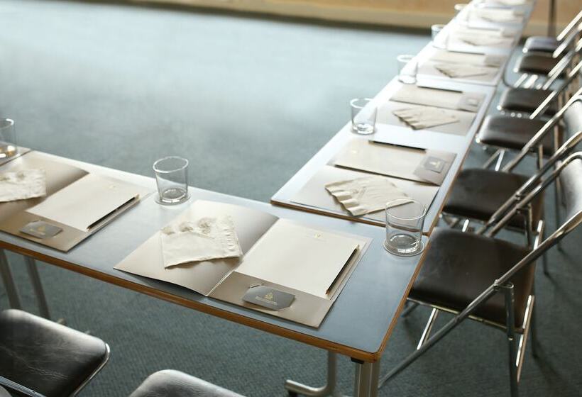 Отель Etoile De Pompadour