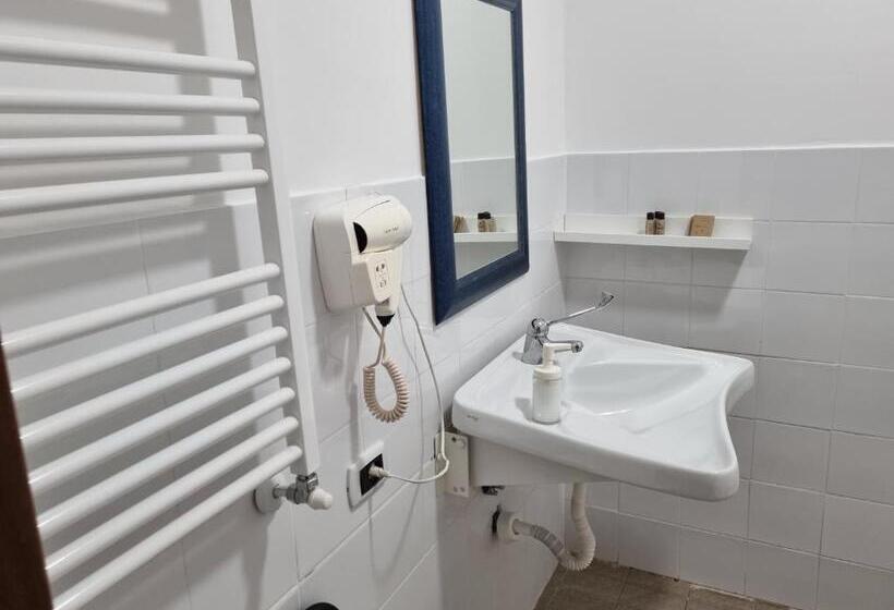 فندق La Boheme Smart